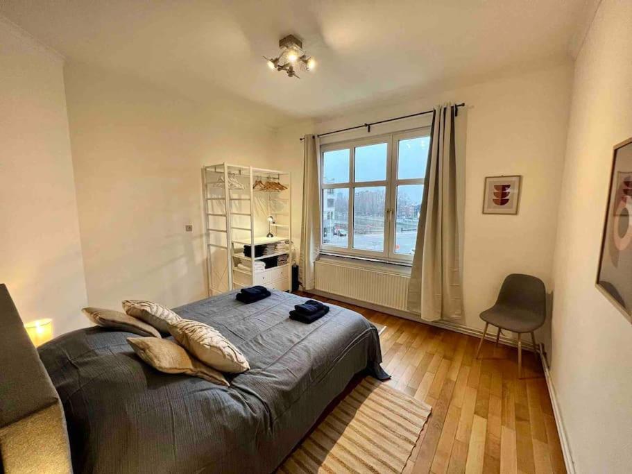 Bellevue - Grand Appartement Pour 5 Sur Les Quais De La Meuse Льєж Екстер'єр фото