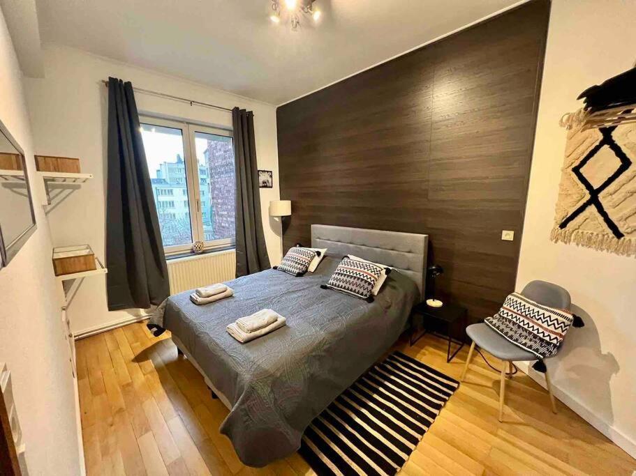 Bellevue - Grand Appartement Pour 5 Sur Les Quais De La Meuse Льєж Екстер'єр фото