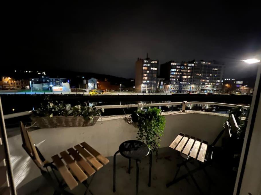 Bellevue - Grand Appartement Pour 5 Sur Les Quais De La Meuse Льєж Екстер'єр фото