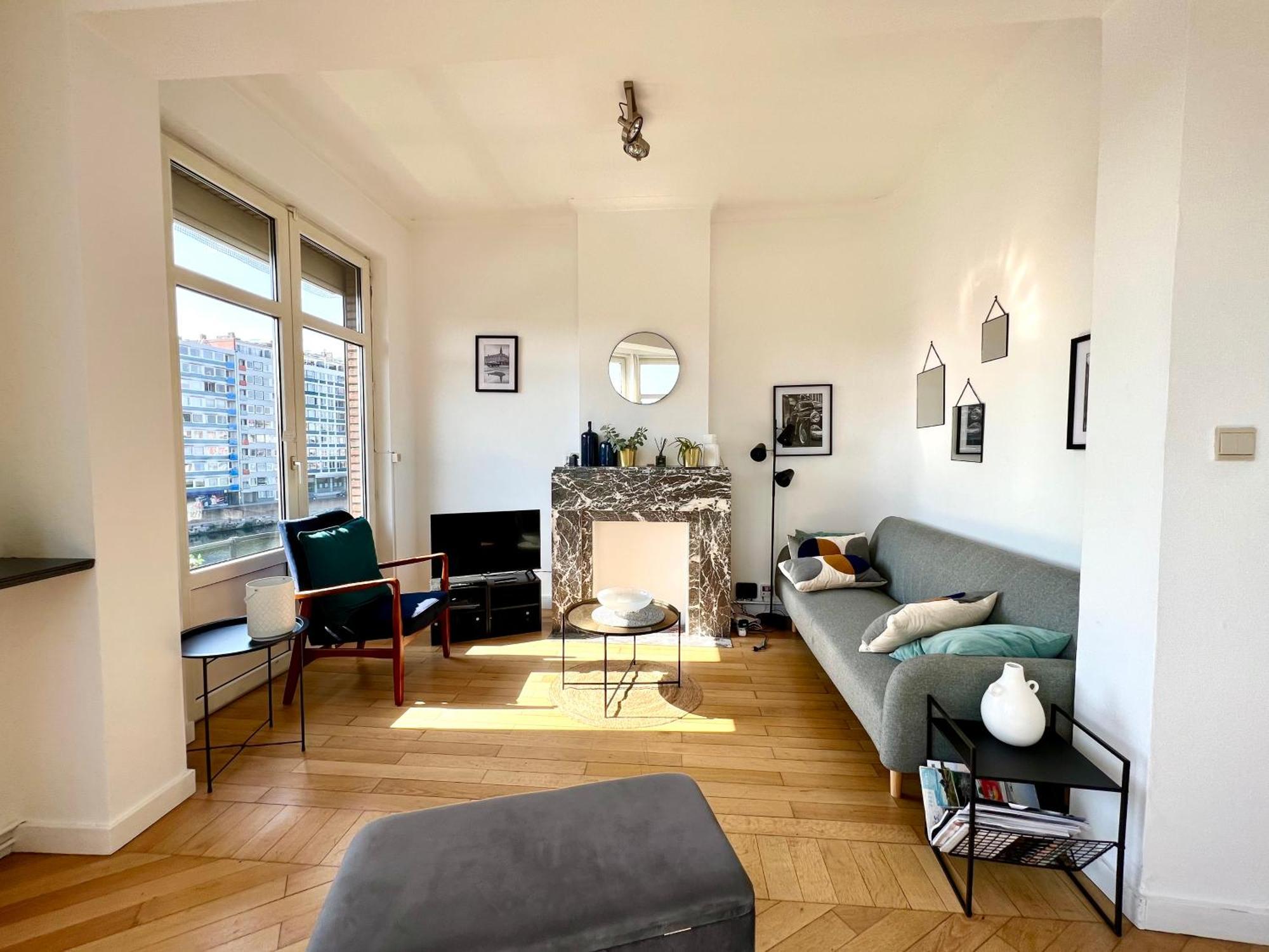 Bellevue - Grand Appartement Pour 5 Sur Les Quais De La Meuse Льєж Екстер'єр фото